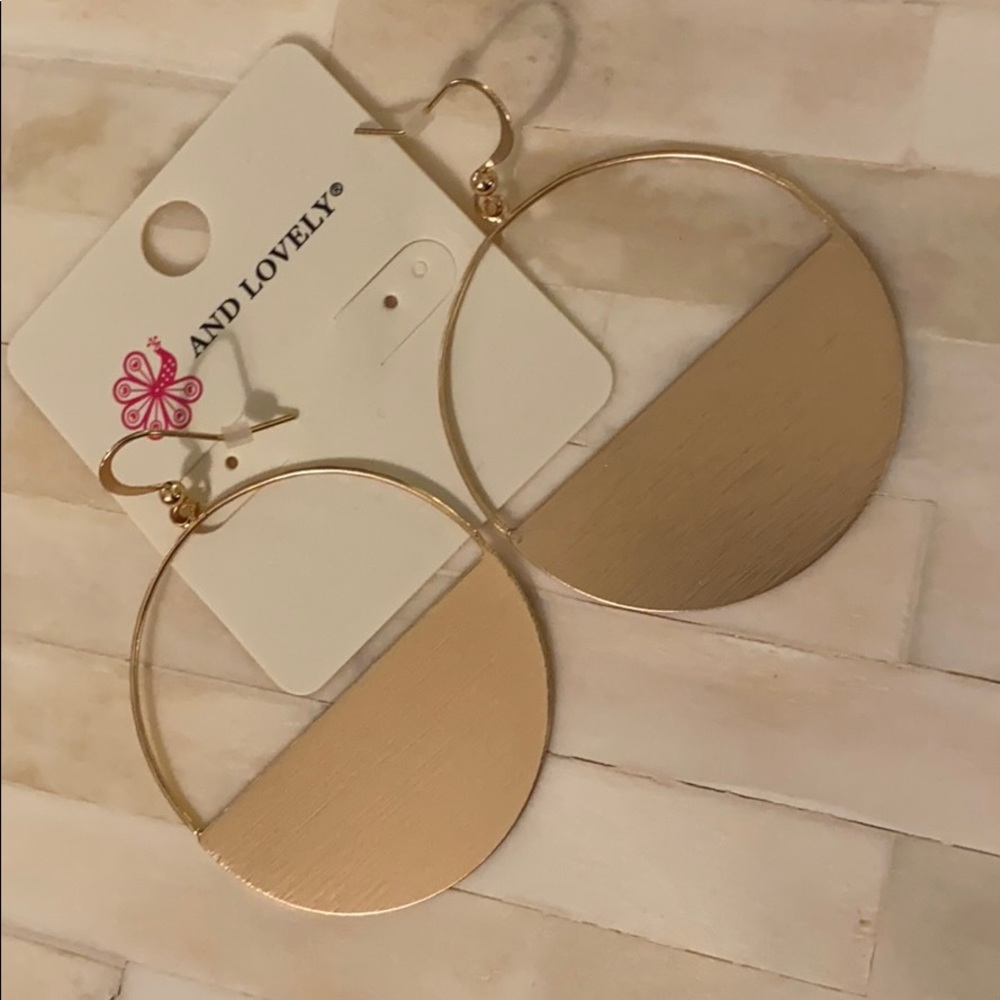 Round dangle earrings - Picture 2 of 9